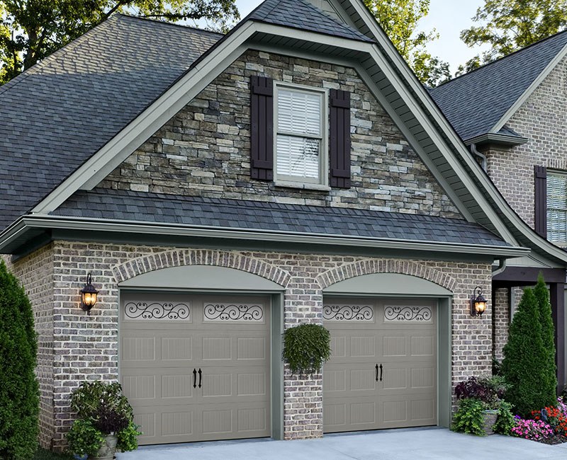 Garagedoor Amarr Oak Summit Productthumb 800X650